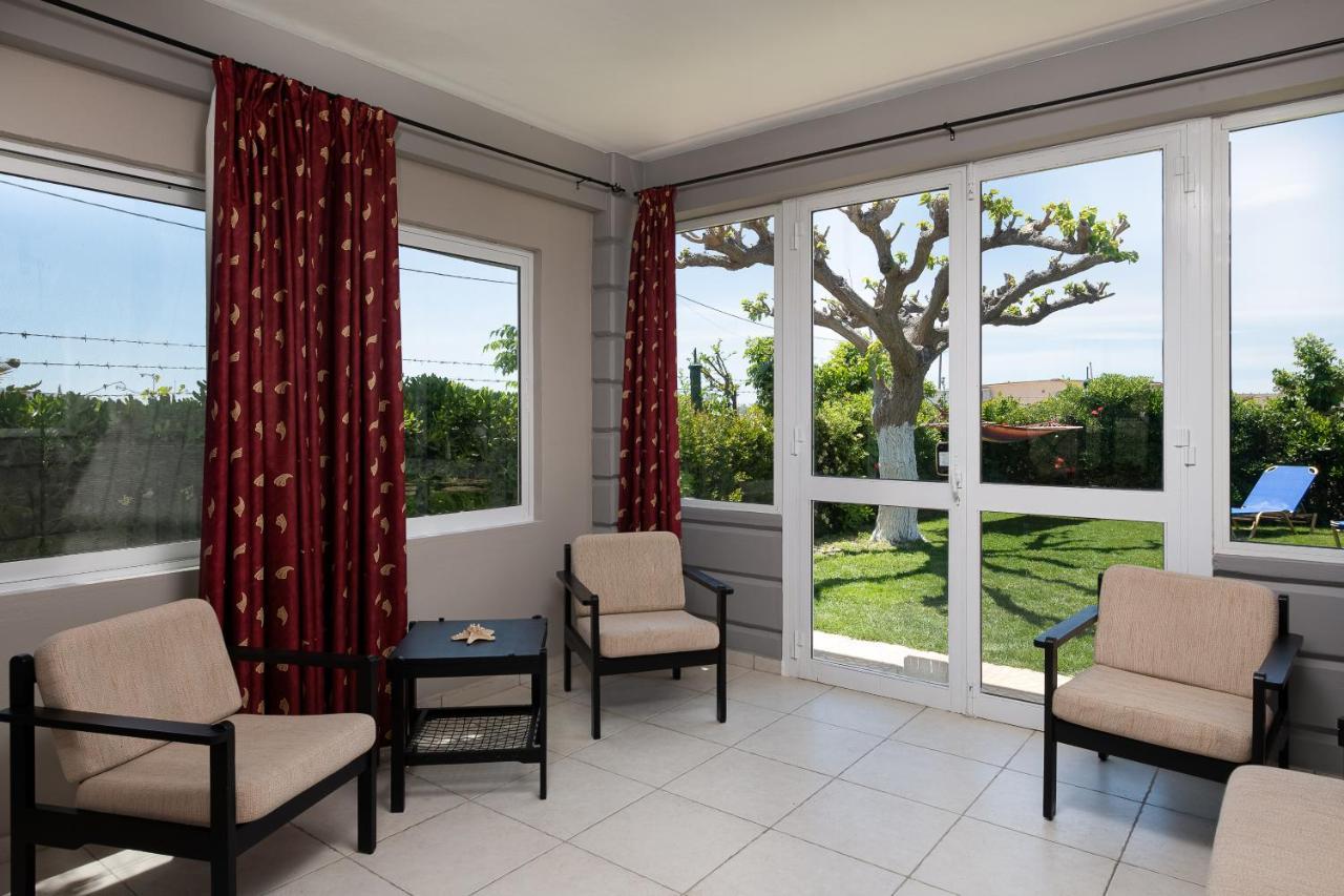 Petrakis Afrathias Garden House Villa Kalamaki  Dış mekan fotoğraf