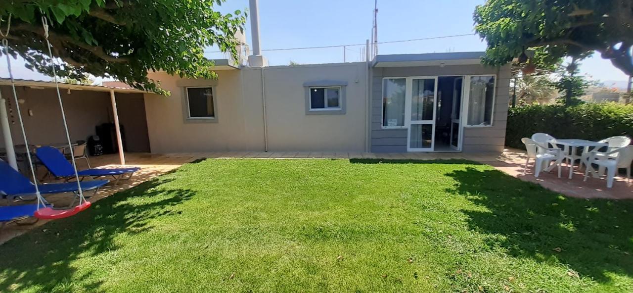 Petrakis Afrathias Garden House Villa Kalamaki  Dış mekan fotoğraf